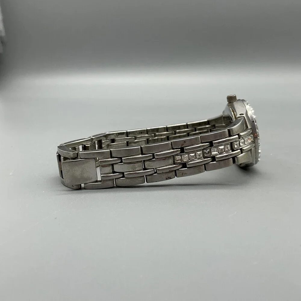 Relic ZR11774 Womens Watch 26mm Blue Gray Crystals Silver Tone New Battery 6.75